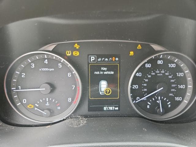 2017 HYUNDAI ELANTRA SE 9
