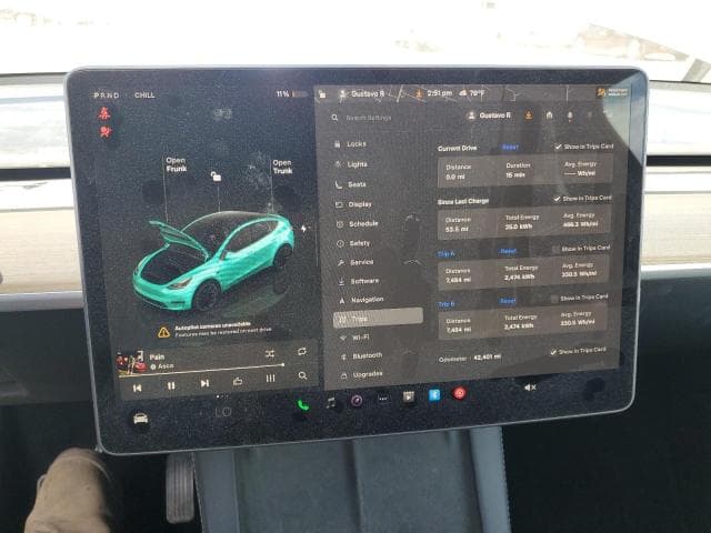 2023 TESLA MODEL Y 9