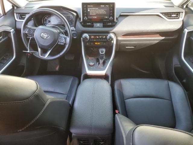 2019 TOYOTA RAV4 LIMITED LIMITED 8