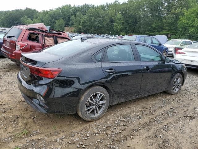 2022 KIA FORTE 3