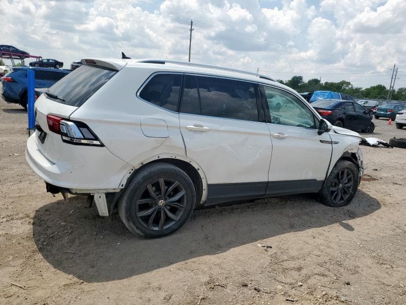 2023 VOLKSWAGEN TIGUAN SE 3