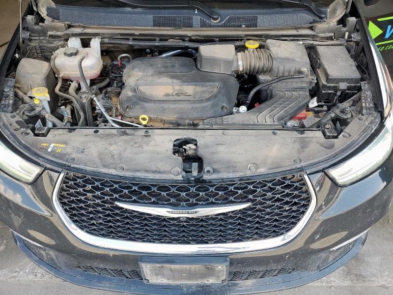 2023 CHRYSLER PACIFICA TOURING L 12