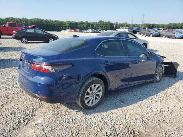 2024 TOYOTA CAMRY LE 3