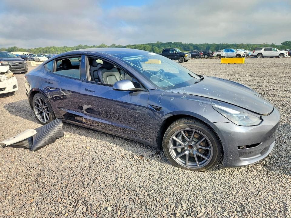 2023 TESLA MODEL 3 4
