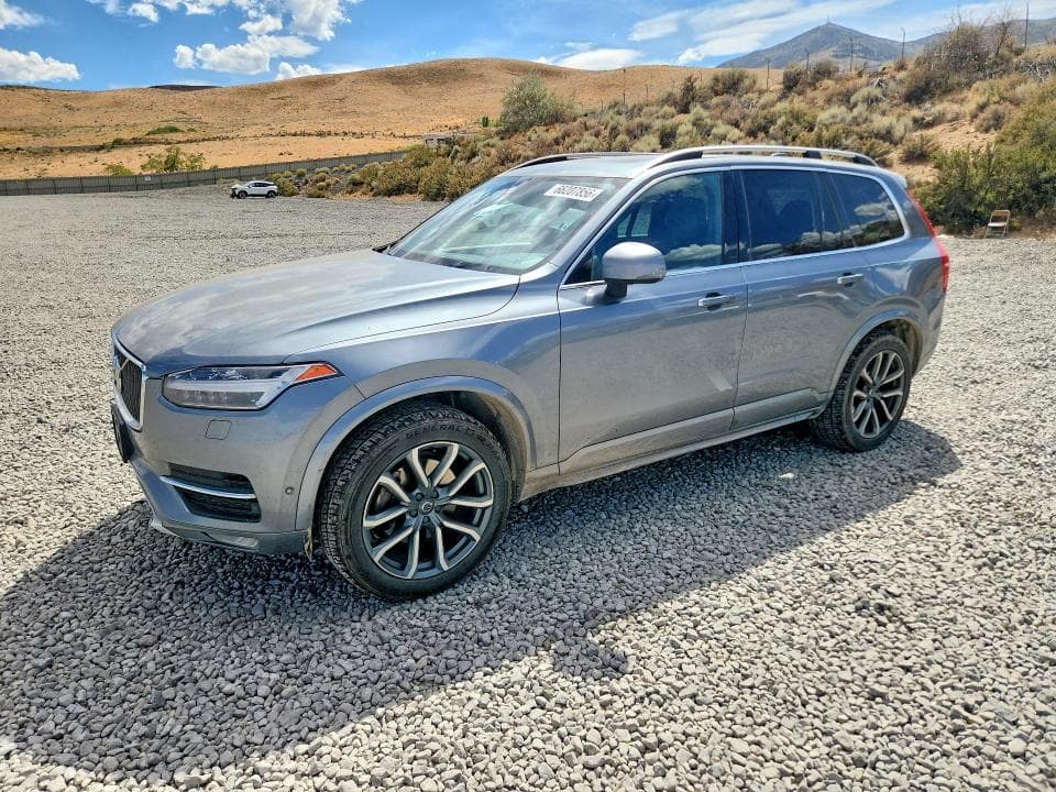 2017 VOLVO XC90 T6