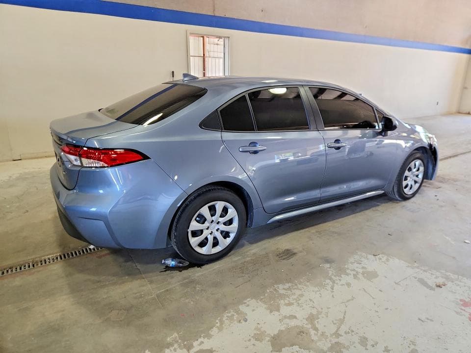 2026 TOYOTA COROLLA LE 3