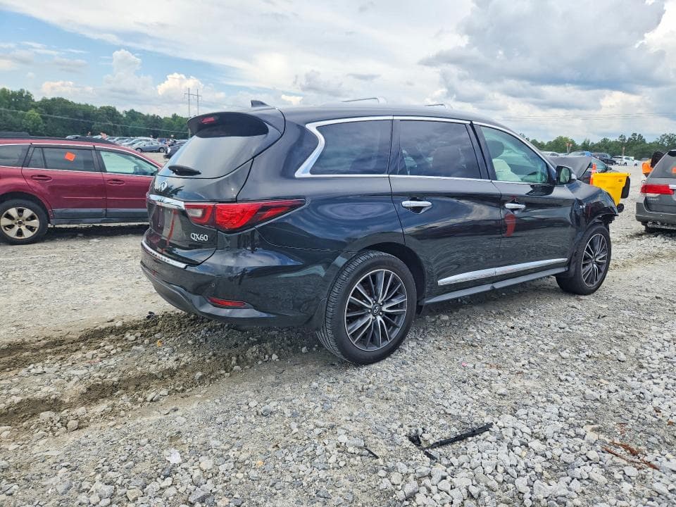 2019 INFINITI QX60 LUXE 3