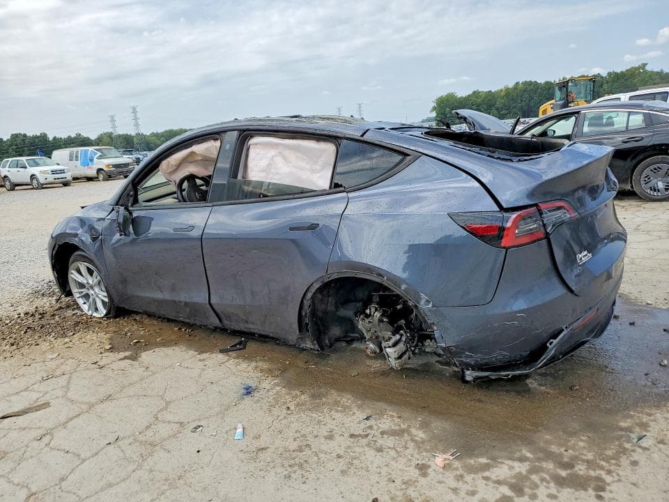 2023 TESLA MODEL Y 2