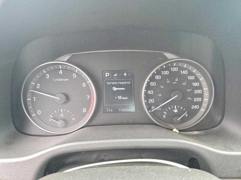 2017 HYUNDAI ELANTRA SE 9