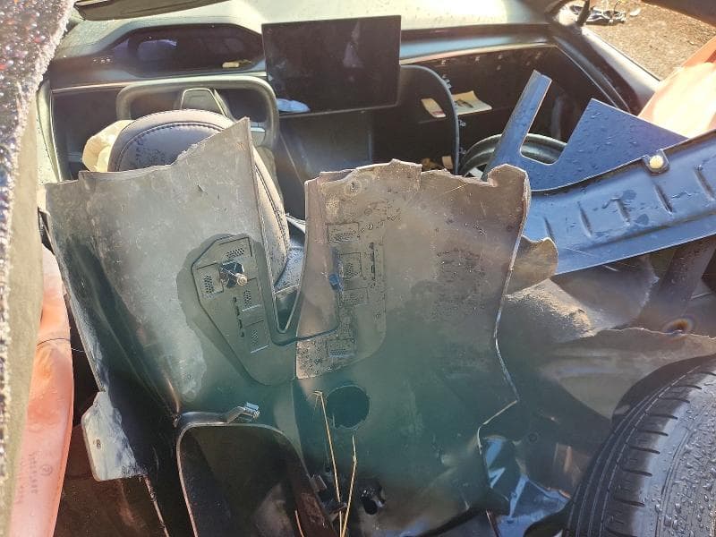 2022 TESLA MODEL S 8