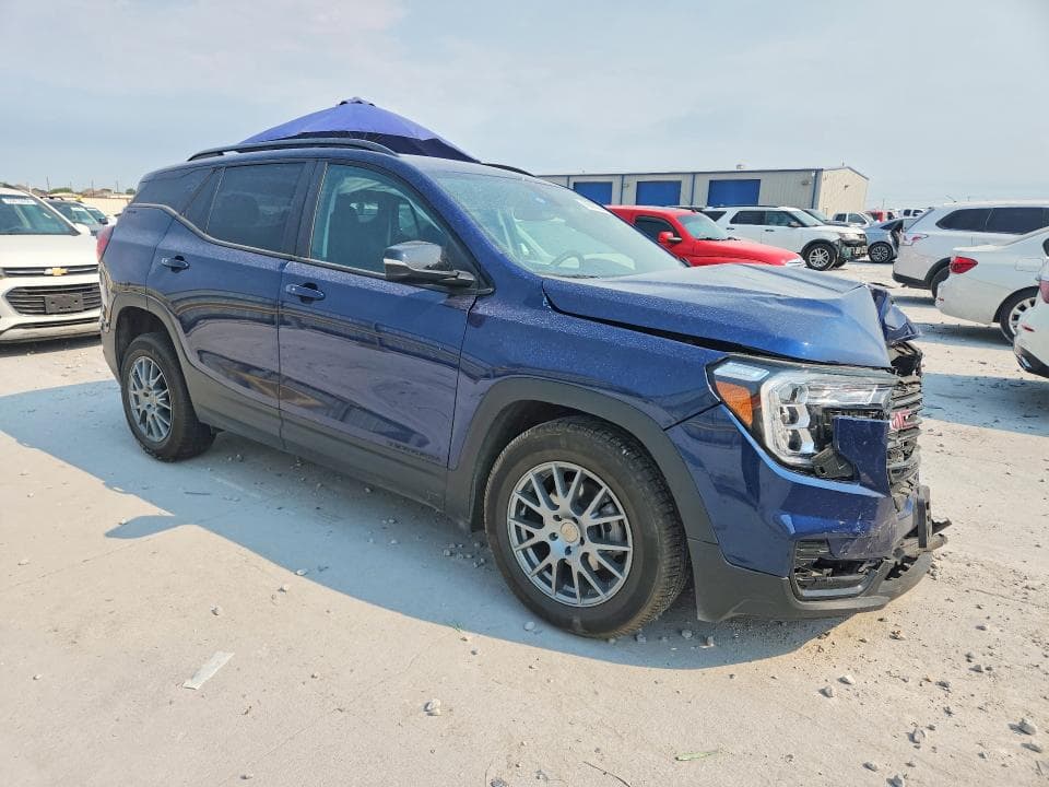 2023 GMC TERRAIN SLE 4