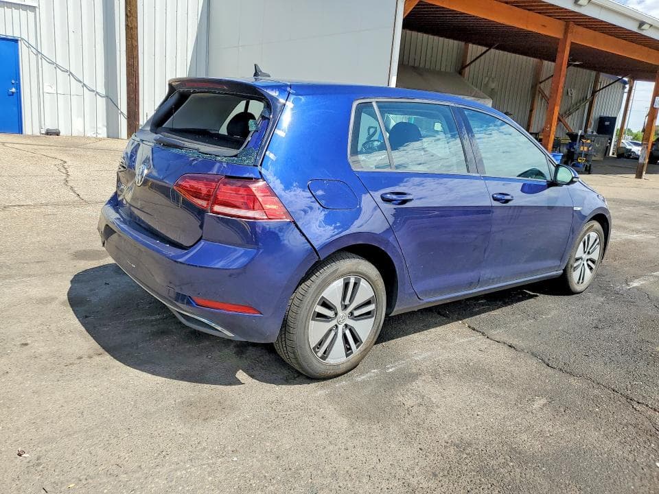 2017 VOLKSWAGEN E-GOLF SE 3