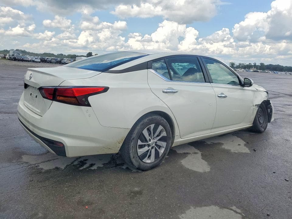 2022 NISSAN ALTIMA S 3