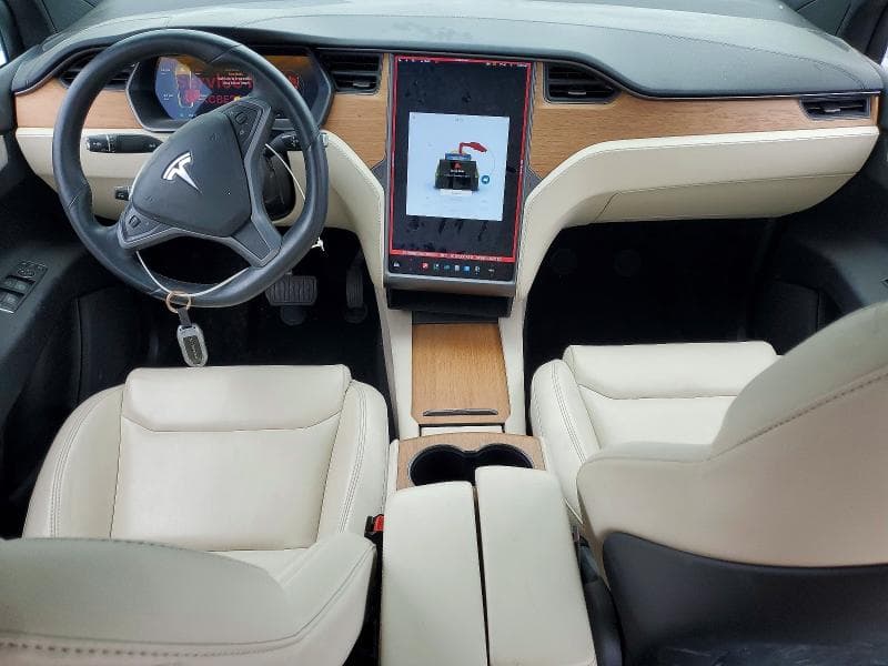 2020 TESLA MODEL X 8