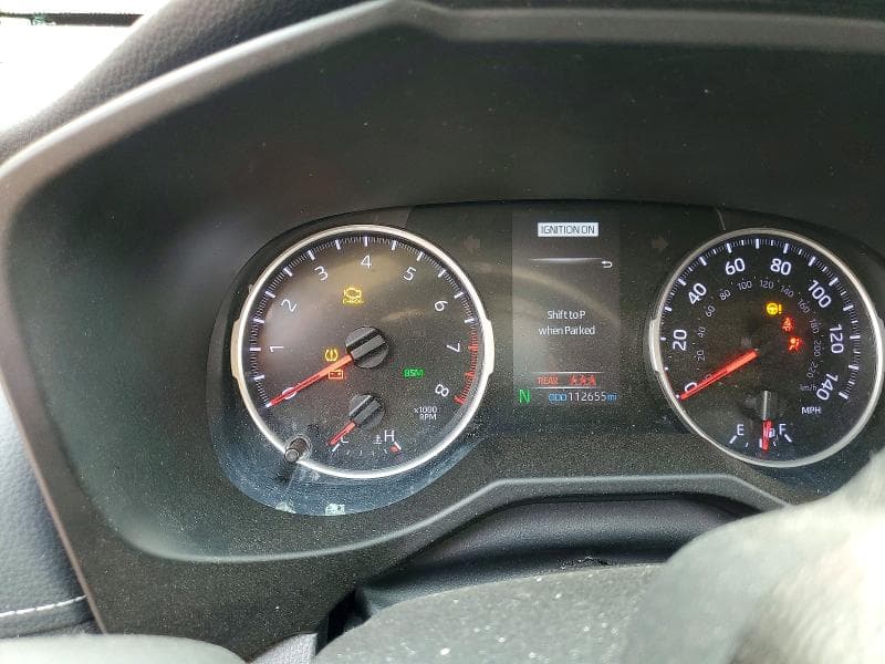 2019 TOYOTA RAV4 XLE 9