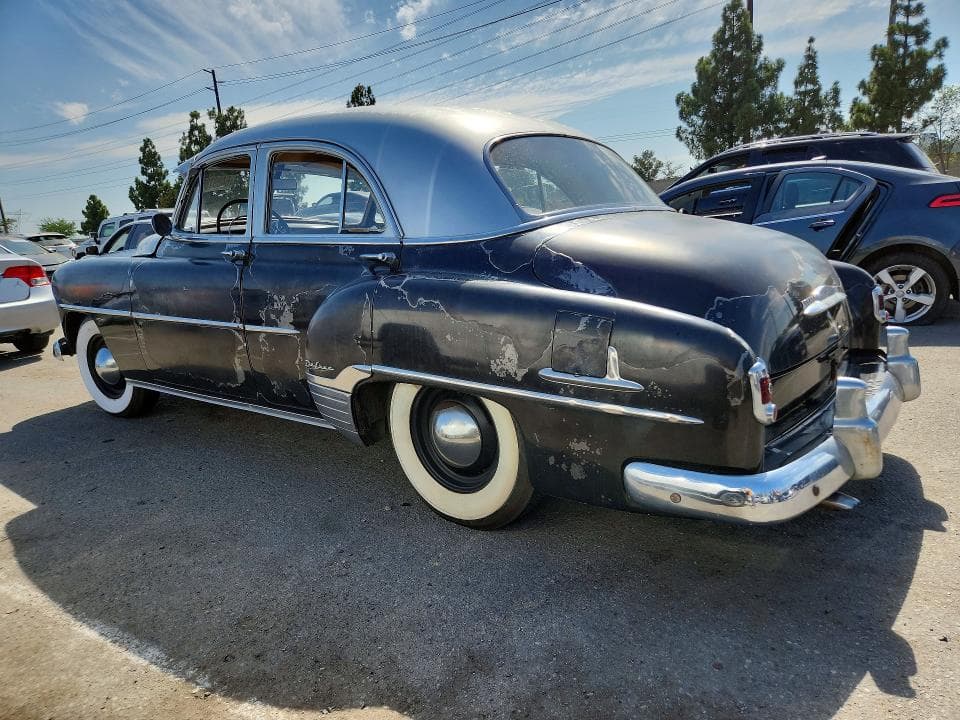 1952 CHEVROLET DELUXE 2 DOOR 2