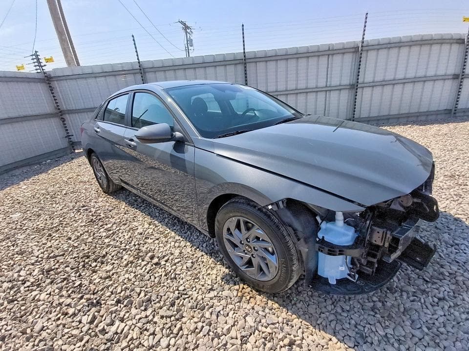 2026 HYUNDAI ELANTRA HYBRID BLUE 4