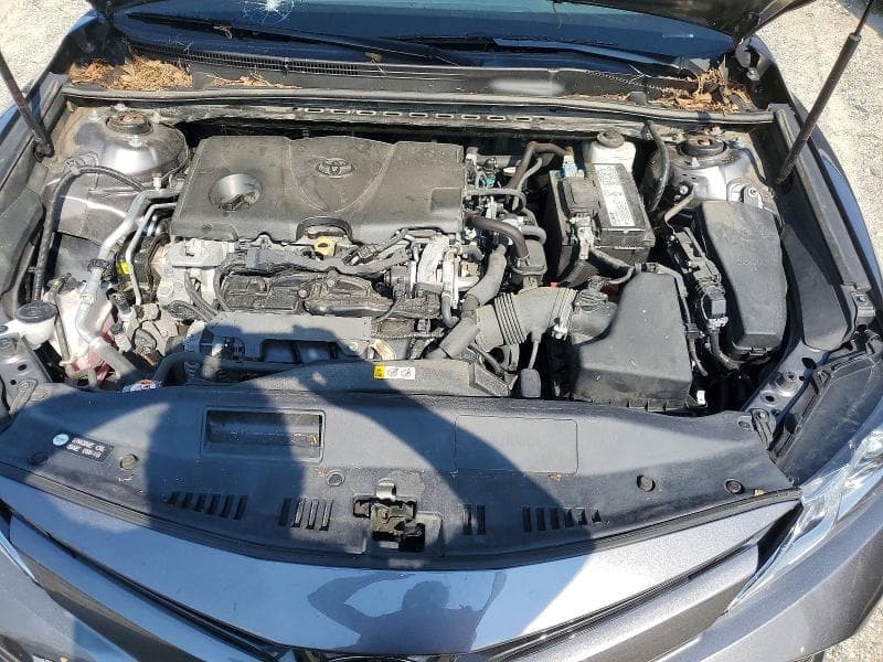 2019 TOYOTA CAMRY LE 11