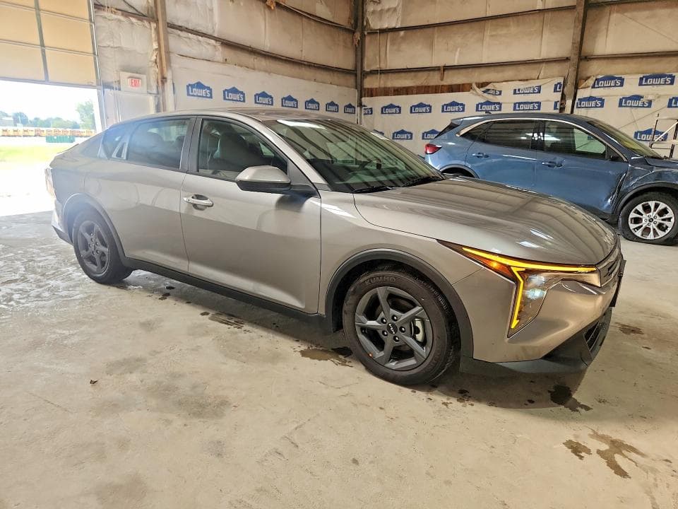 2026 KIA K4 LXS 4