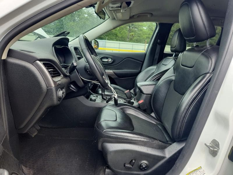 2019 JEEP CHEROKEE LATITUDE PLUS 7