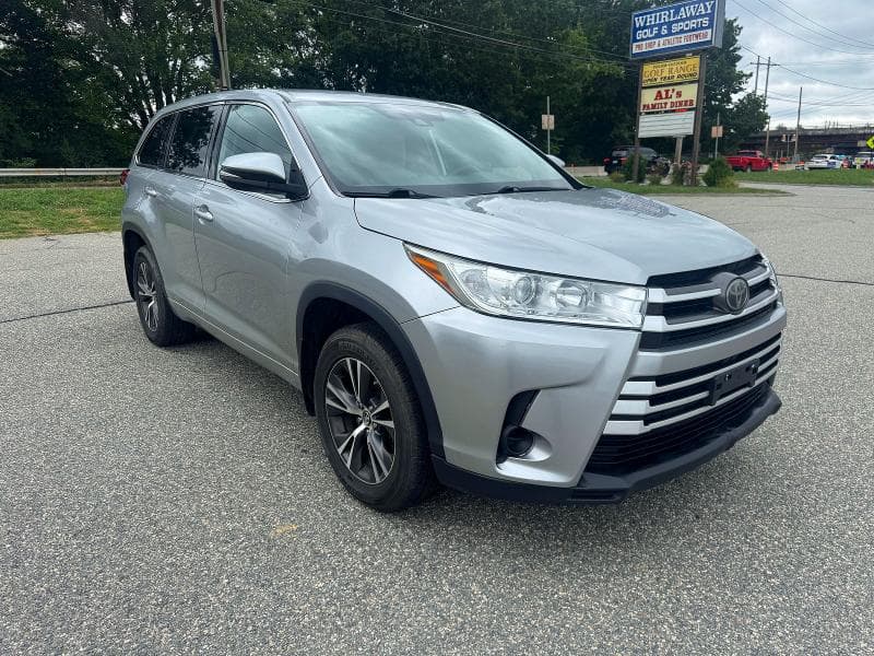 2018 TOYOTA HIGHLANDER LE - 1