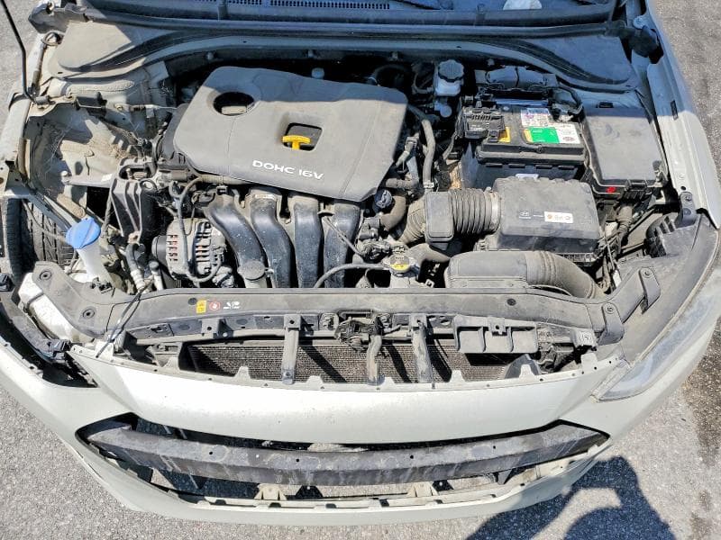 2017 HYUNDAI ELANTRA SE 11