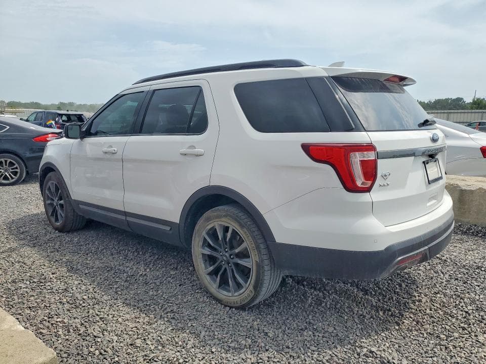 2017 FORD EXPLORER XLT 2