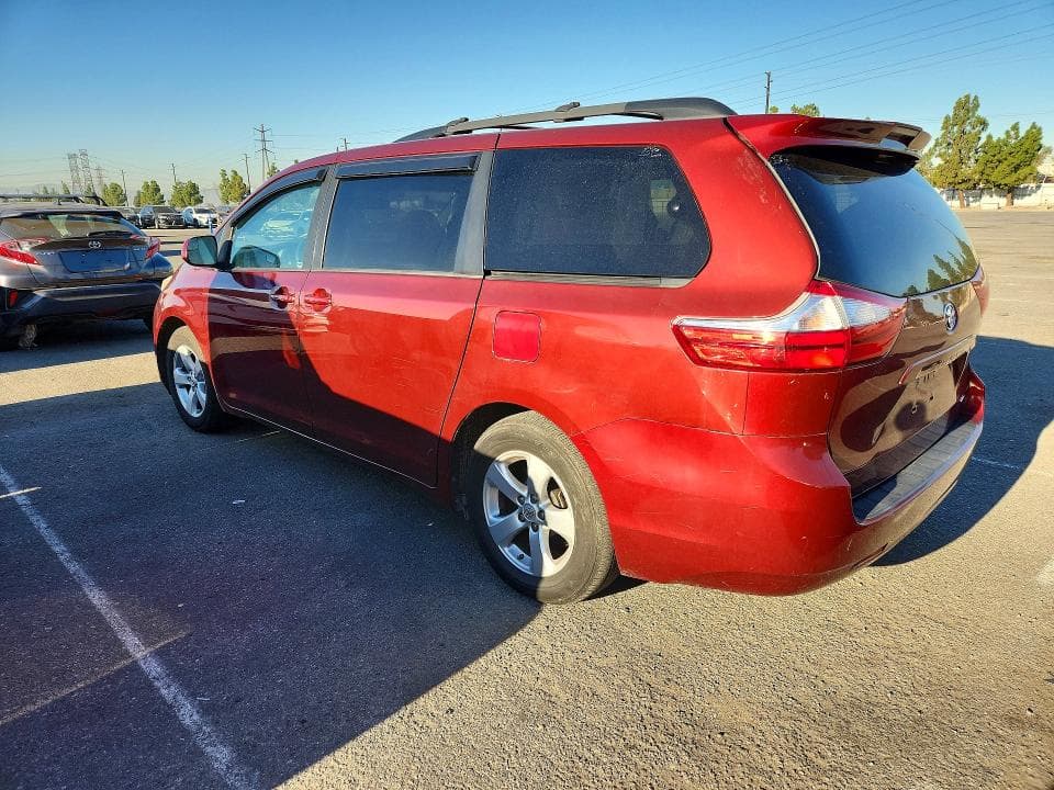 2017 TOYOTA SIENNA LE 8-PASSENGER 2