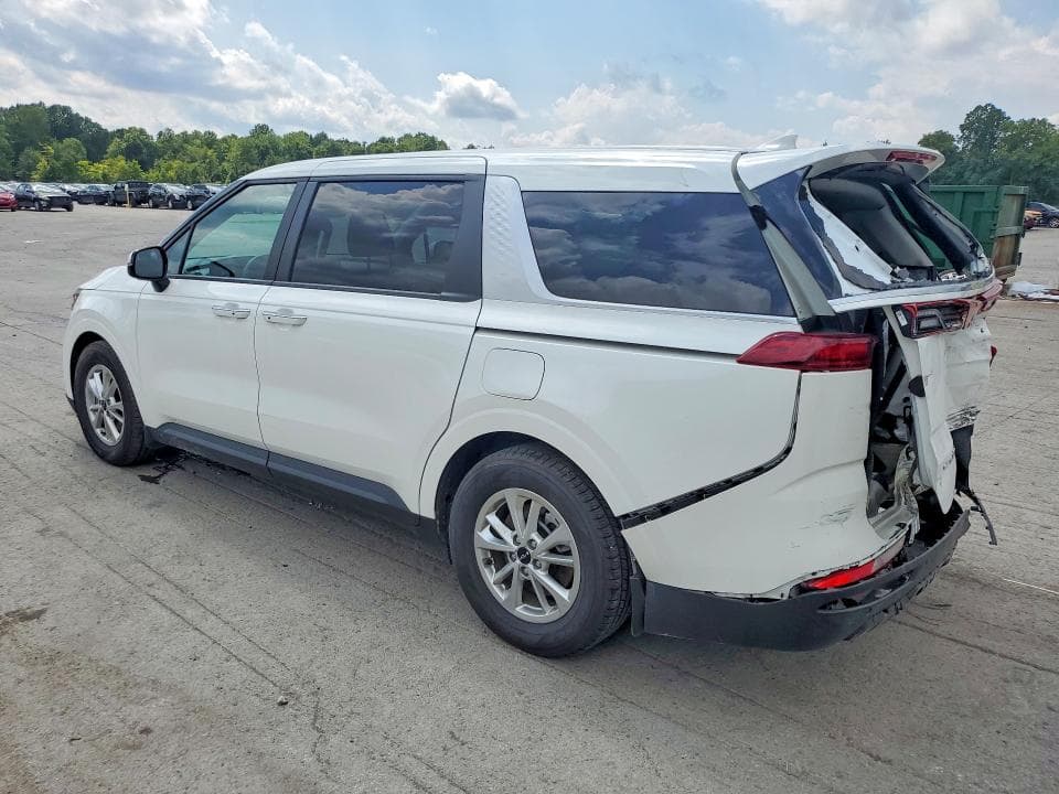 2023 KIA CARNIVAL LX 2