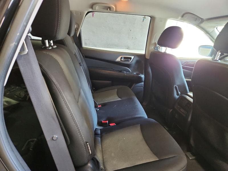 2018 NISSAN PATHFINDER S 11