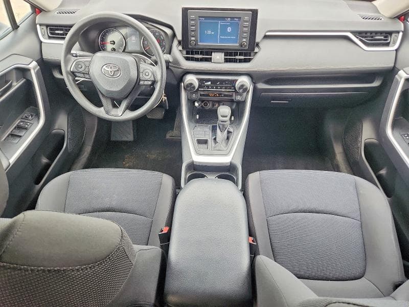 2019 TOYOTA RAV4 LE 8
