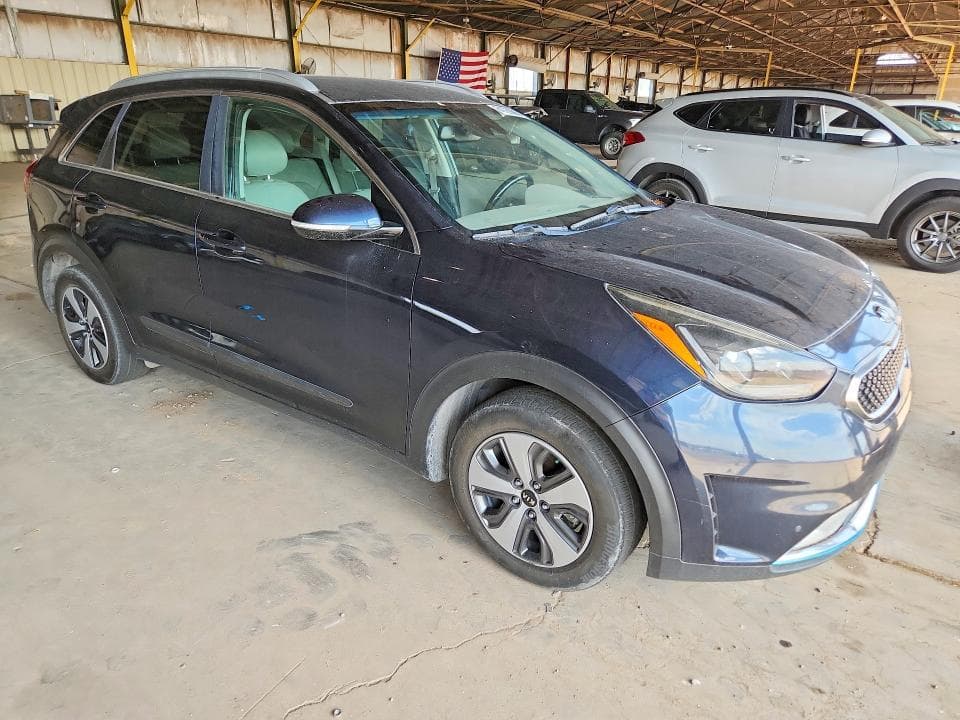 2018 KIA NIRO EX PREMIUM 4