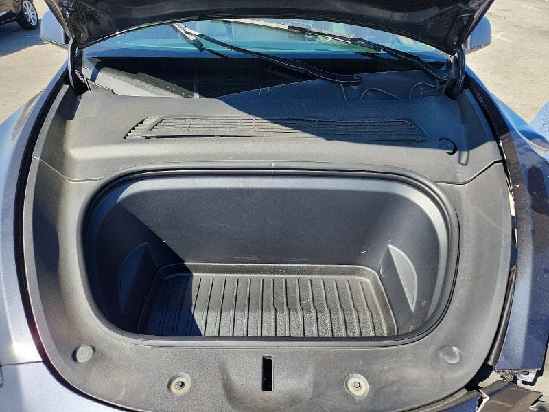 2025 TESLA MODEL Y 12