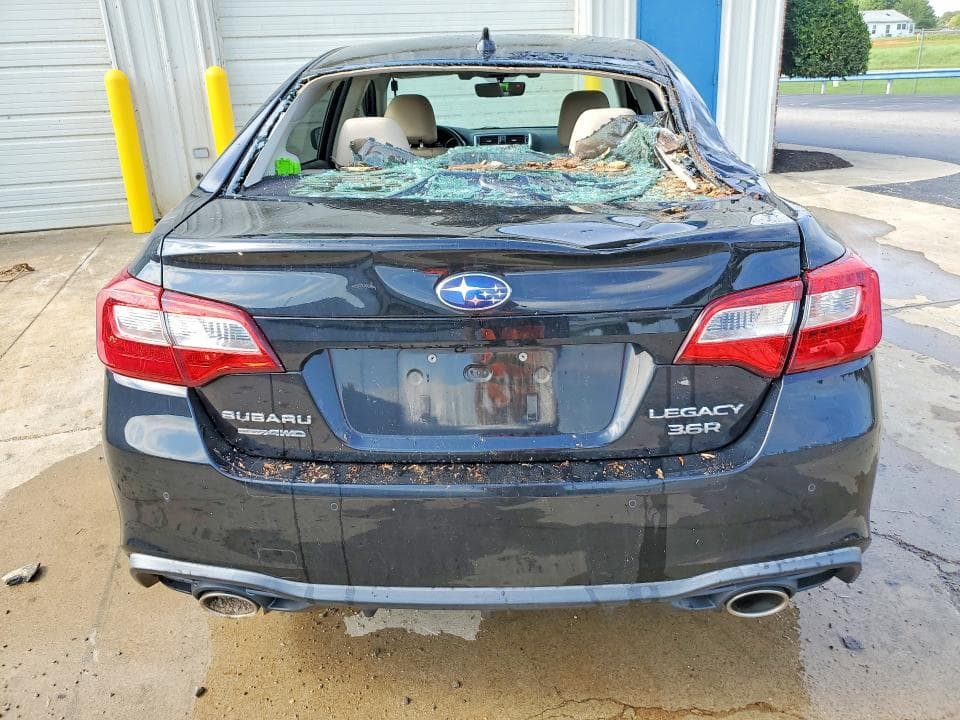 2018 SUBARU LEGACY 3.6R LIMITED 6