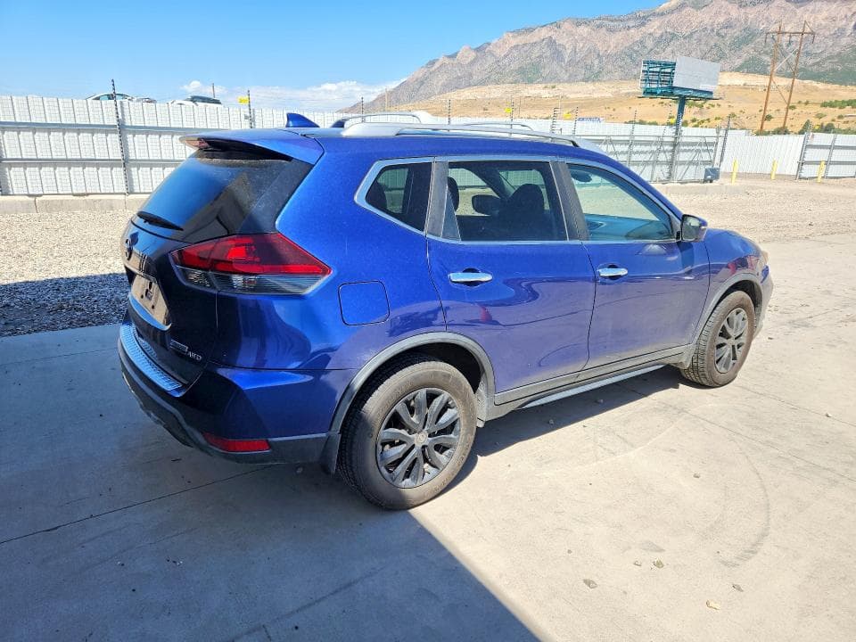 2020 NISSAN ROGUE S 3