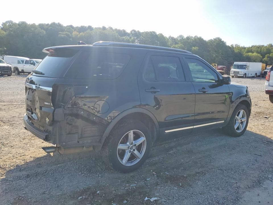 2017 FORD EXPLORER XLT 3