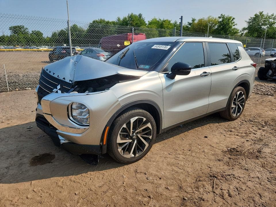 2022 MITSUBISHI OUTLANDER ES - 1