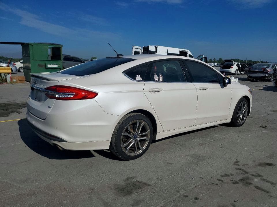 2017 FORD FUSION SE 3