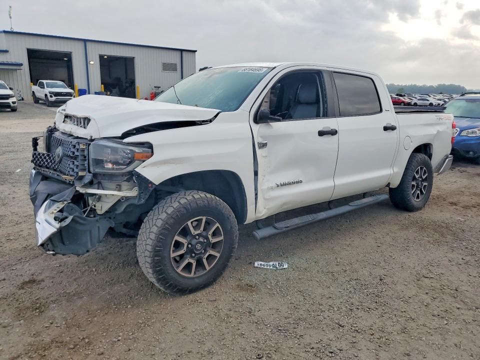 2019 TOYOTA TUNDRA SR5