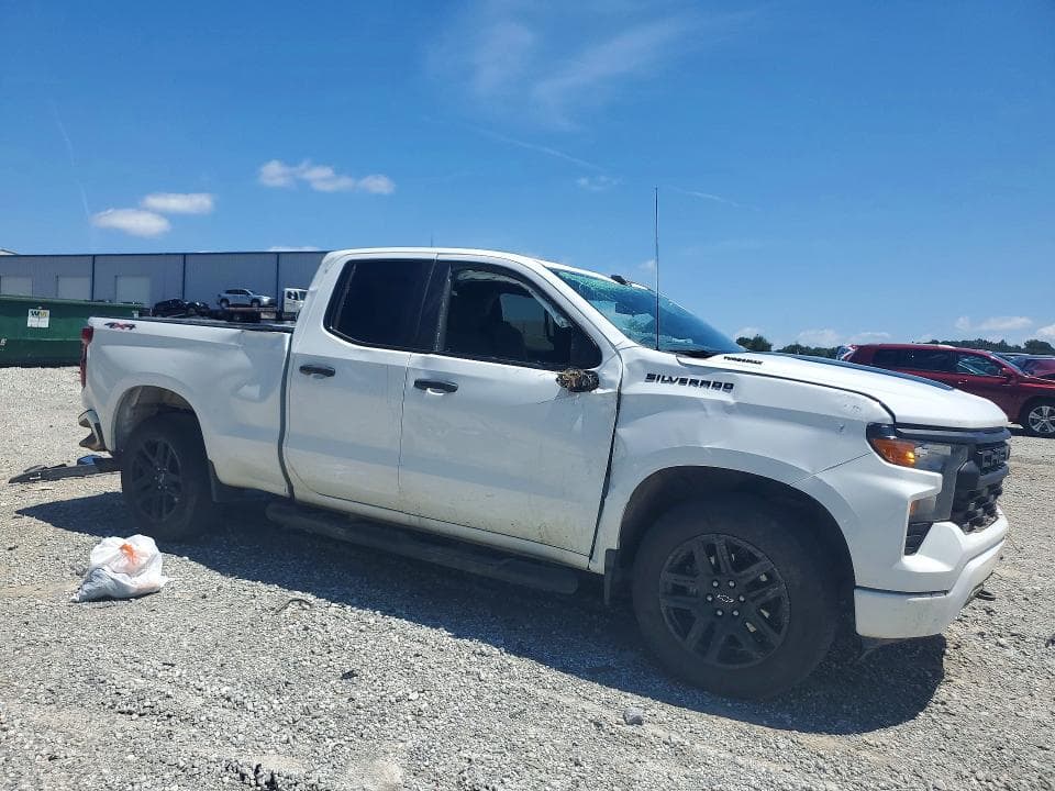 2025 CHEVROLET SILVERADO K1500 CUSTOM 4