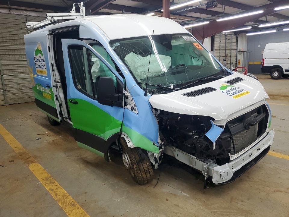 2026 FORD TRANSIT T-250 4