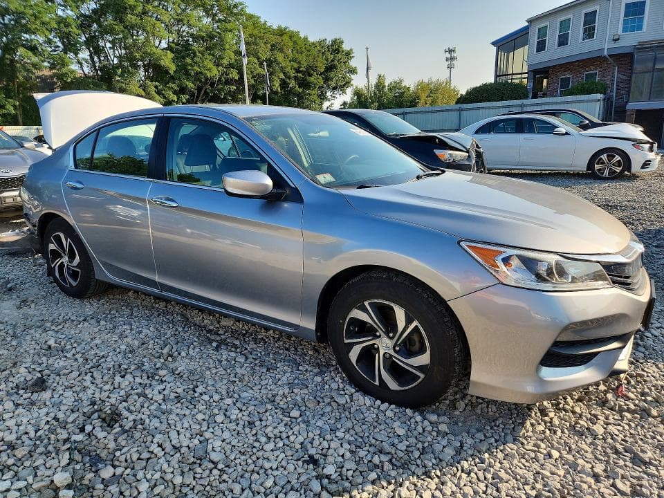 2017 HONDA ACCORD LX 4