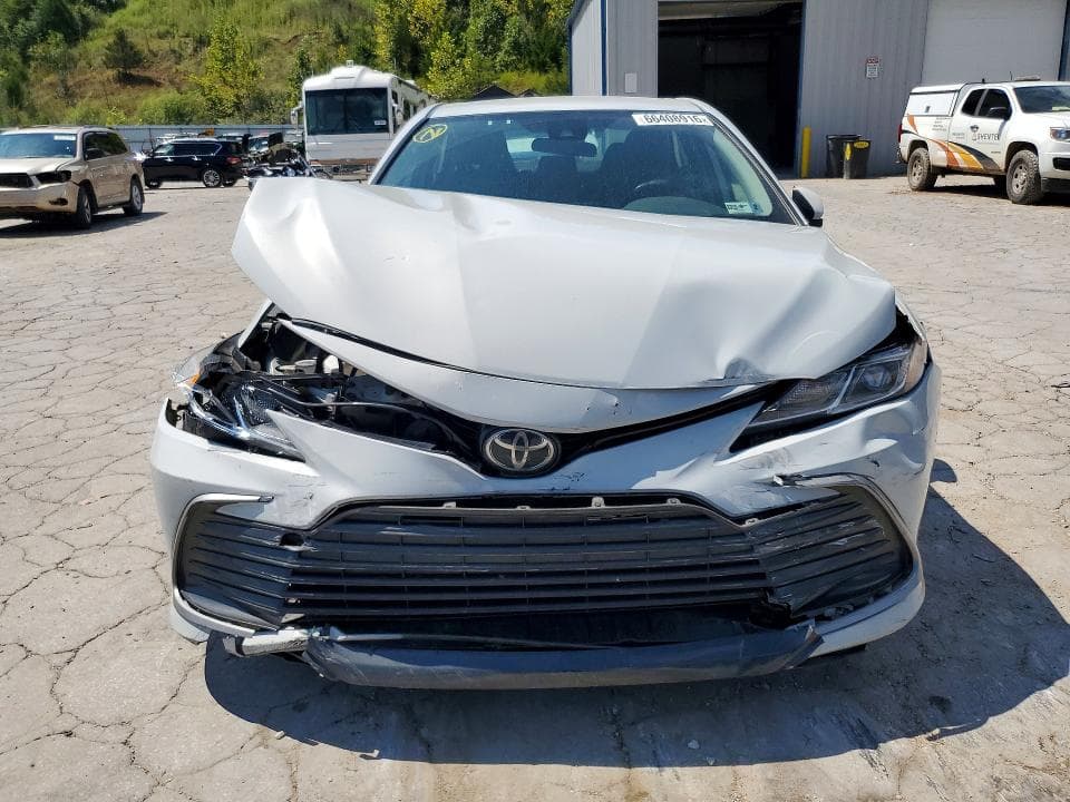2022 TOYOTA CAMRY LE 5