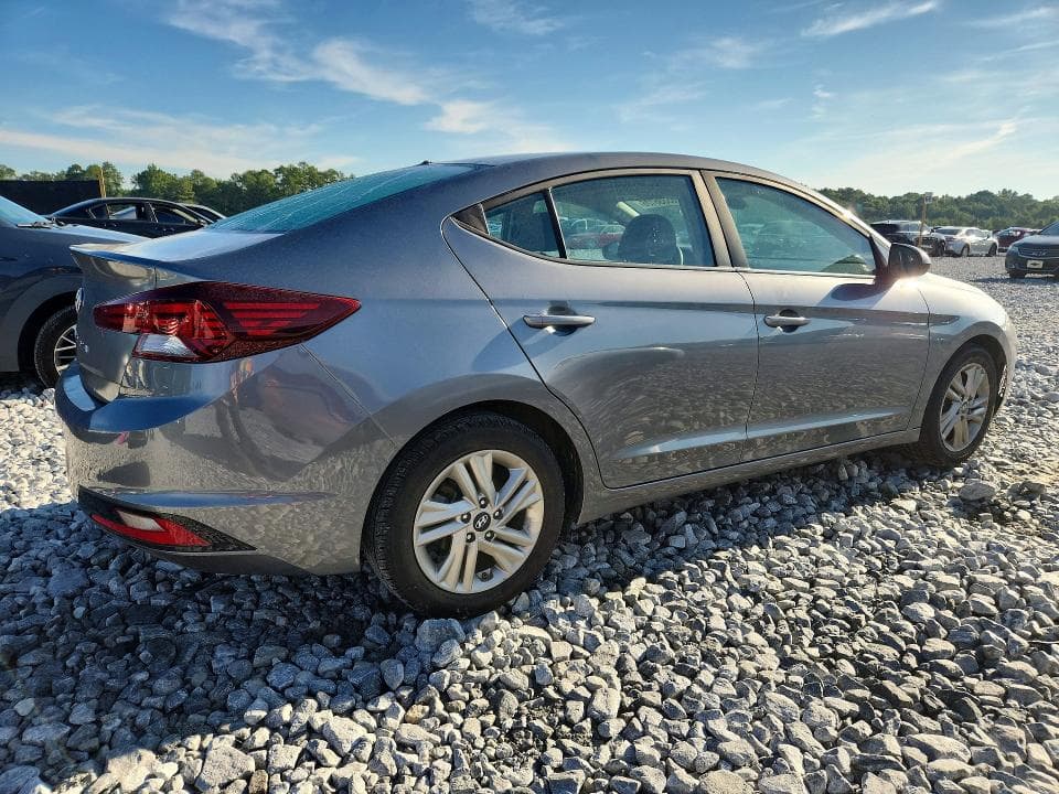 2020 HYUNDAI ELANTRA SEL 3