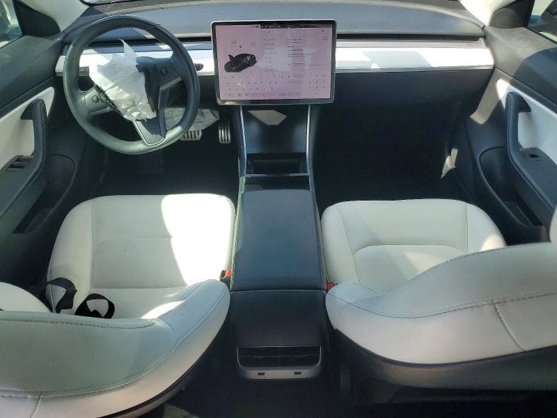 2018 TESLA MODEL 3 8