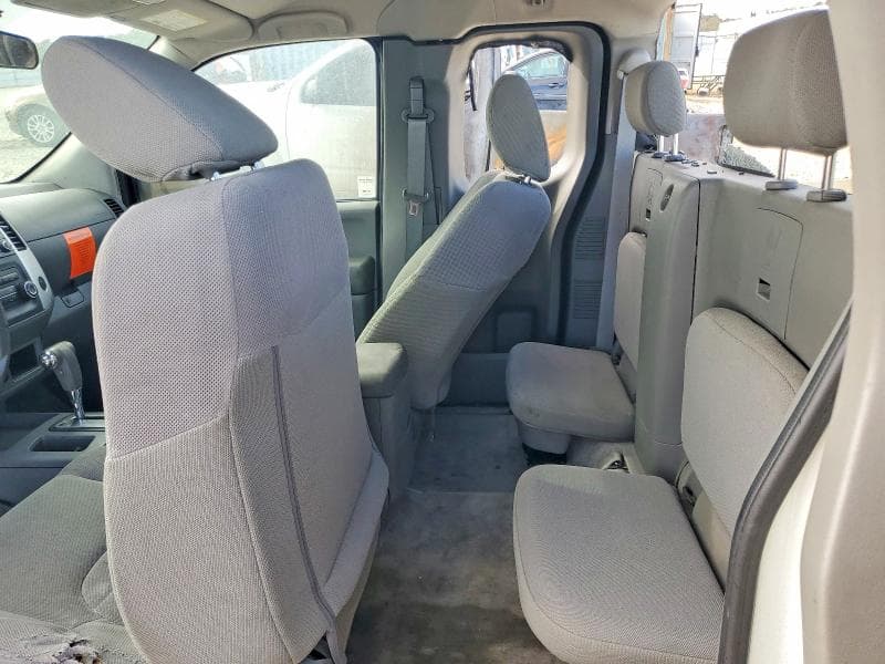 2018 NISSAN FRONTIER S 10