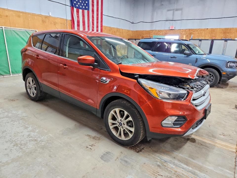 2019 FORD ESCAPE 4