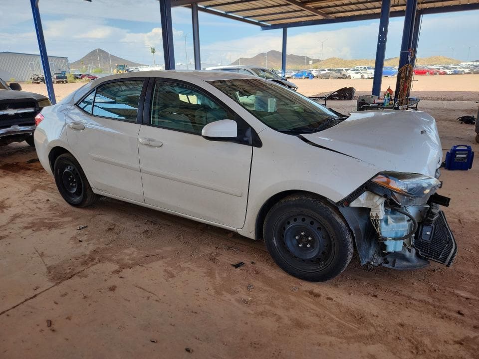 2017 TOYOTA COROLLA LE 4