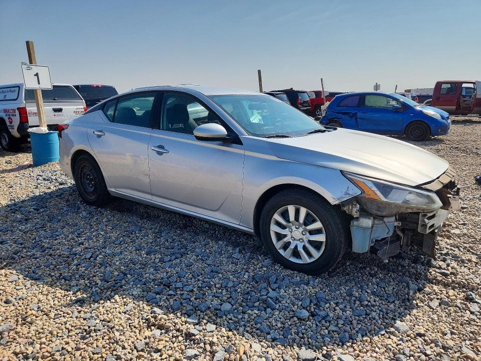 2019 NISSAN ALTIMA S 4