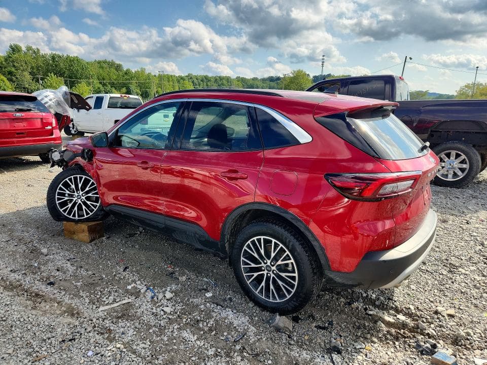 2023 FORD ESCAPE 2